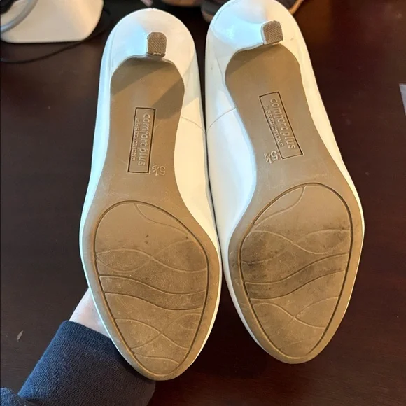 Predictions White Heels - Picture 6 of 7